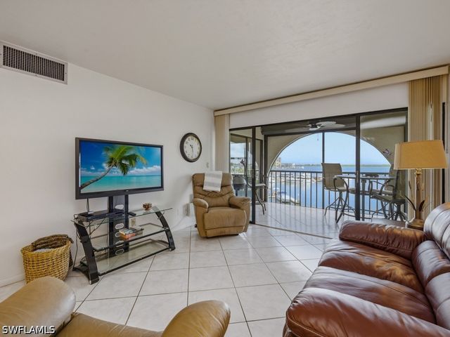 1003 Anglers CV K505, Marco Island, FL 34145