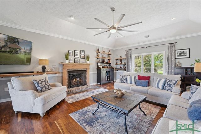 190 Sayle Lane, Richmond Hill, GA 31324