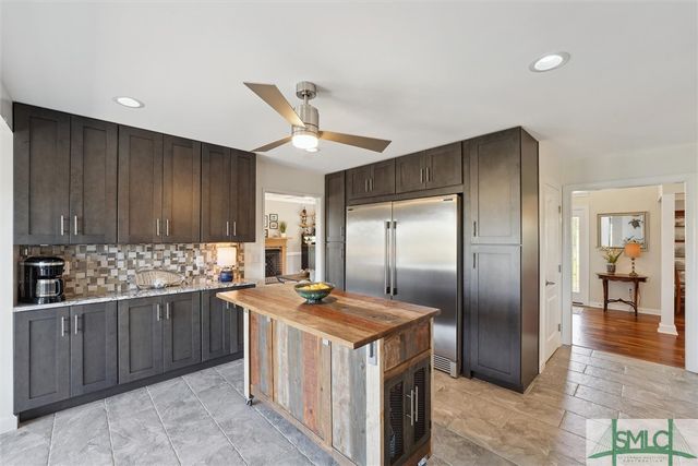 190 Sayle Lane, Richmond Hill, GA 31324