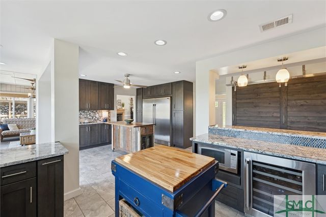 190 Sayle Lane, Richmond Hill, GA 31324