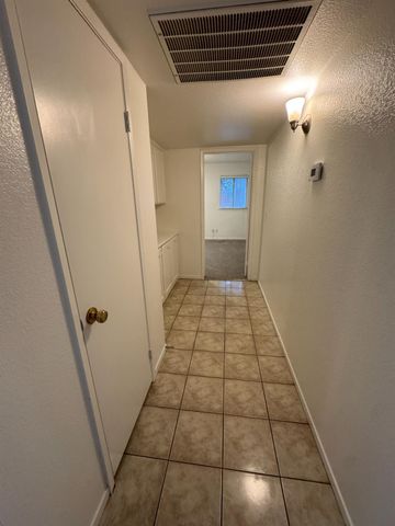 6348 N Genoa Avenue, Fresno, CA 93722