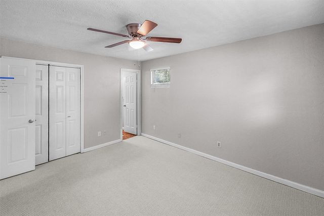 16766 Lake Circle, Conroe, TX 77302