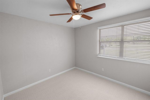 16766 Lake Circle, Conroe, TX 77302