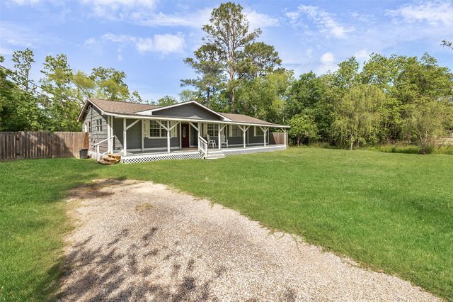 16766 Lake Circle, Conroe, TX 77302