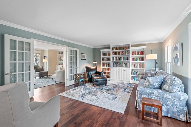 1010 Noridge TRAIL, Port Washington, WI 53074