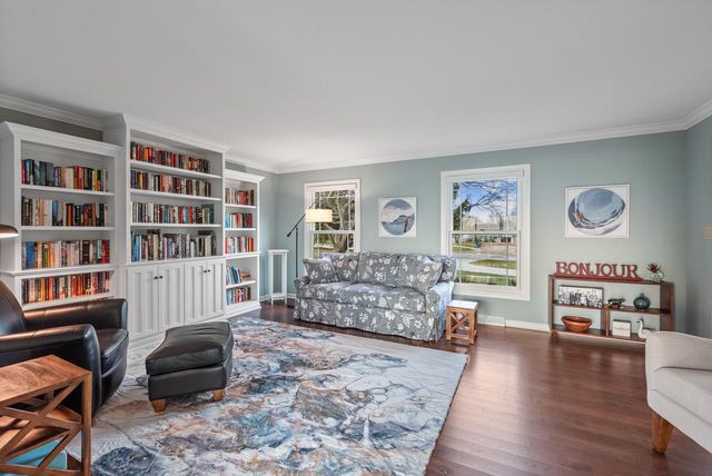 1010 Noridge TRAIL, Port Washington, WI 53074