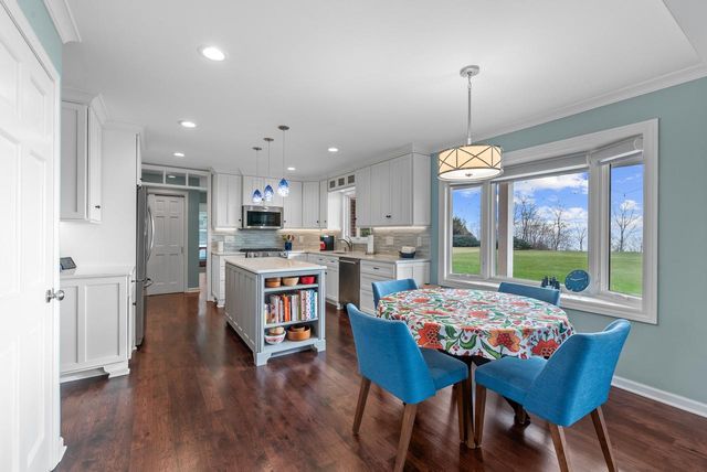 1010 Noridge TRAIL, Port Washington, WI 53074