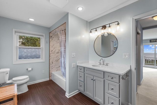 1010 Noridge TRAIL, Port Washington, WI 53074