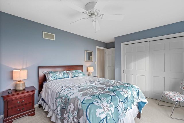 1010 Noridge TRAIL, Port Washington, WI 53074