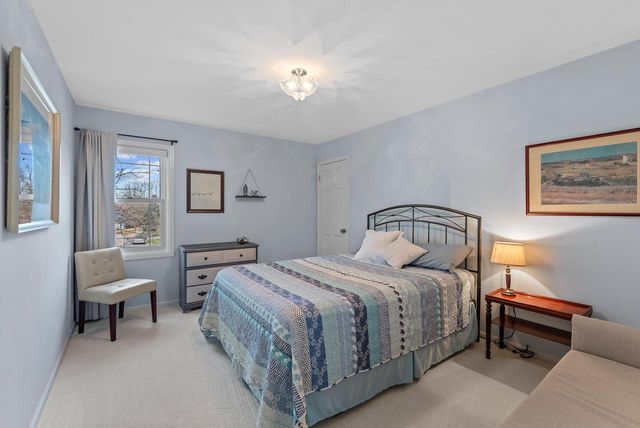 1010 Noridge TRAIL, Port Washington, WI 53074