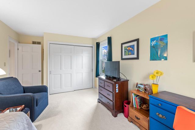 1010 Noridge TRAIL, Port Washington, WI 53074