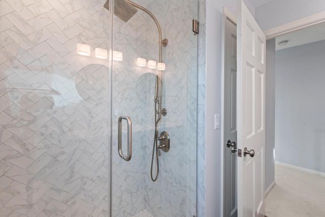 1010 Noridge TRAIL, Port Washington, WI 53074