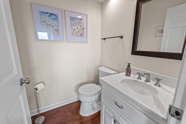 1010 Noridge TRAIL, Port Washington, WI 53074