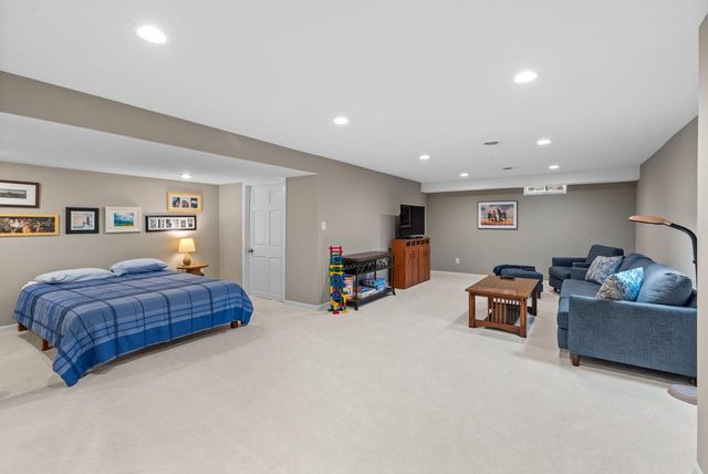 1010 Noridge TRAIL, Port Washington, WI 53074