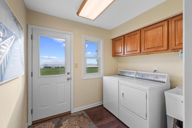 1010 Noridge TRAIL, Port Washington, WI 53074