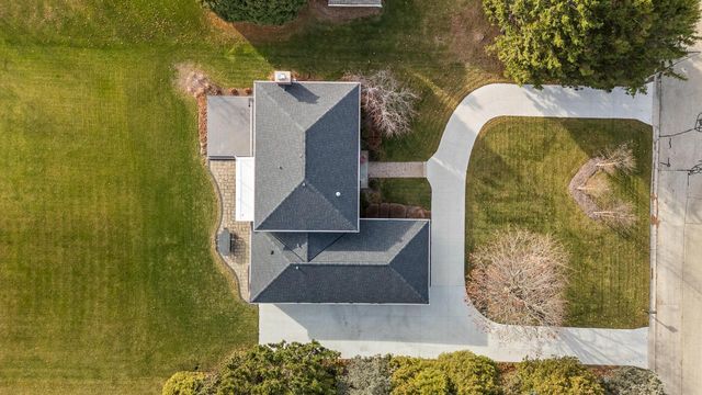 1010 Noridge TRAIL, Port Washington, WI 53074