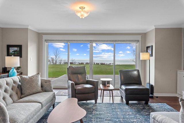 1010 Noridge TRAIL, Port Washington, WI 53074