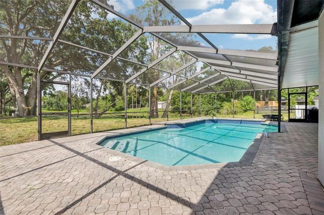 1226 DEBUEL ROAD, Lutz, FL 33549