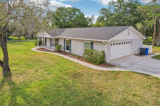 1226 DEBUEL ROAD, Lutz, FL 33549