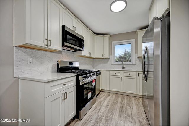 48 Sheepshead Drive, Toms River, NJ 08757