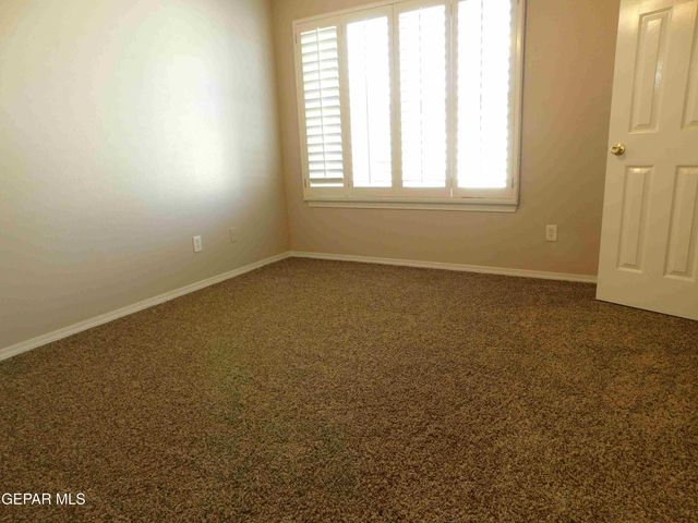 10051 RAILROAD Drive, 701, El Paso, TX 79924