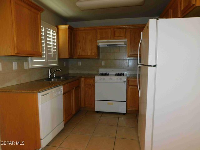 10051 RAILROAD Drive, 701, El Paso, TX 79924