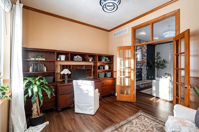 841 Summer Creek ROAD, Oconomowoc, WI 53066