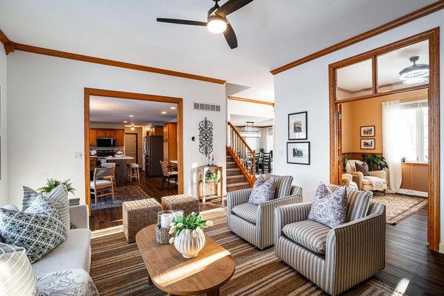 841 Summer Creek ROAD, Oconomowoc, WI 53066