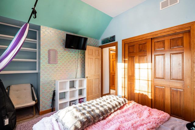 841 Summer Creek ROAD, Oconomowoc, WI 53066