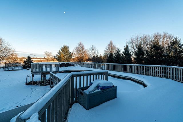 841 Summer Creek ROAD, Oconomowoc, WI 53066