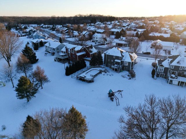 841 Summer Creek ROAD, Oconomowoc, WI 53066