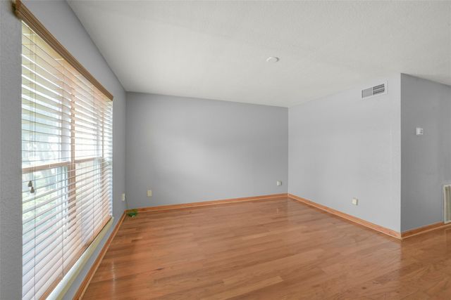 6202 Skyline Drive 10, Houston, TX 77057