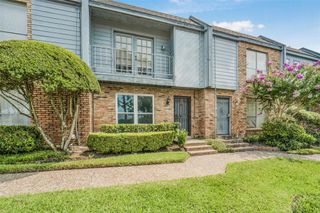 6202 Skyline Drive 10, Houston, TX 77057