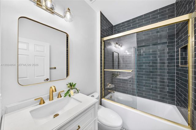 2432 Deer Creek Road, Weston, FL 33327