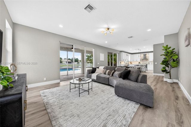 2432 Deer Creek Road, Weston, FL 33327