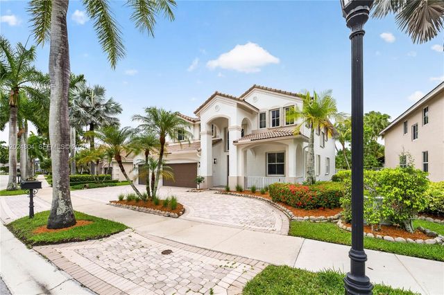 2432 Deer Creek Road, Weston, FL 33327