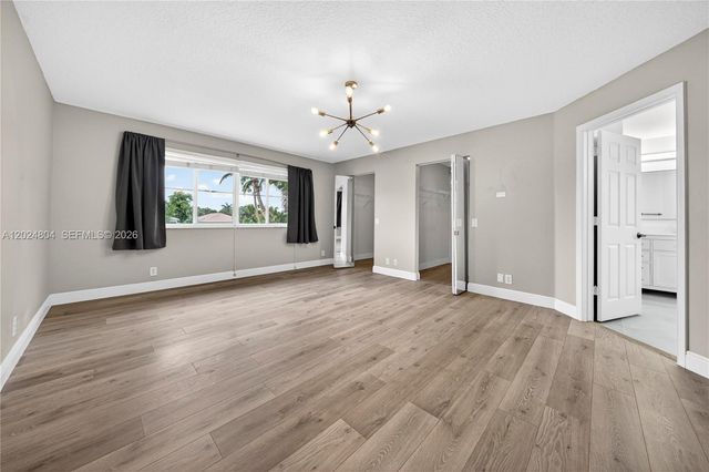 2432 Deer Creek Road, Weston, FL 33327