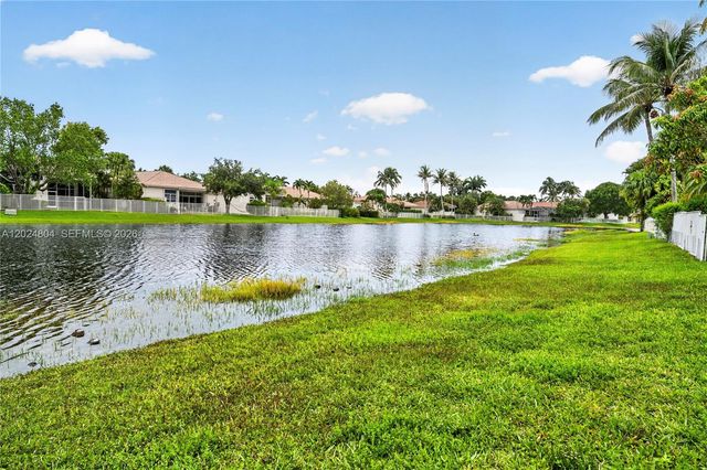 2432 Deer Creek Road, Weston, FL 33327