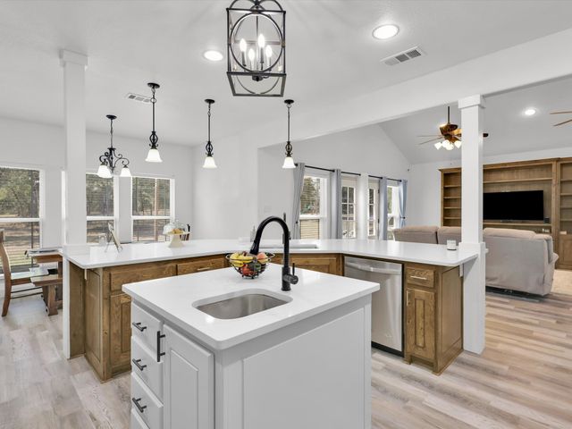 1255 Greg Street, Azle, TX 76020