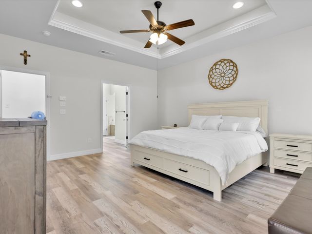 1255 Greg Street, Azle, TX 76020