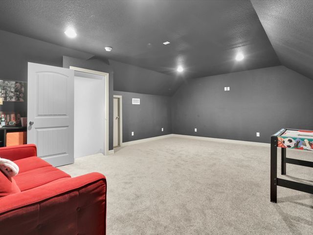 1255 Greg Street, Azle, TX 76020