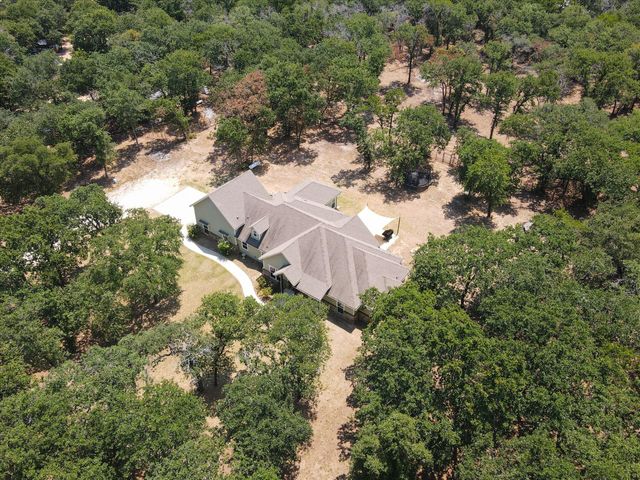 1255 Greg Street, Azle, TX 76020
