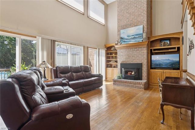 815 Dandy Loop RD, Yorktown, VA 23692