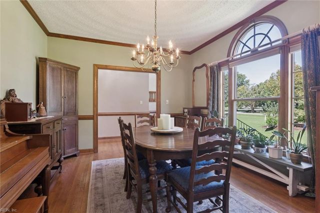 815 Dandy Loop RD, Yorktown, VA 23692