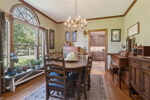 815 Dandy Loop RD, Yorktown, VA 23692