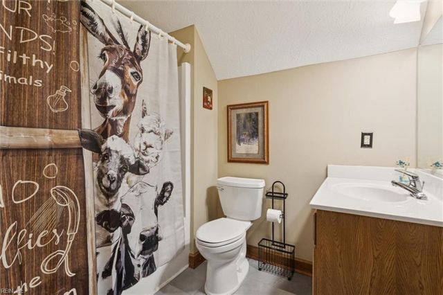 815 Dandy Loop RD, Yorktown, VA 23692