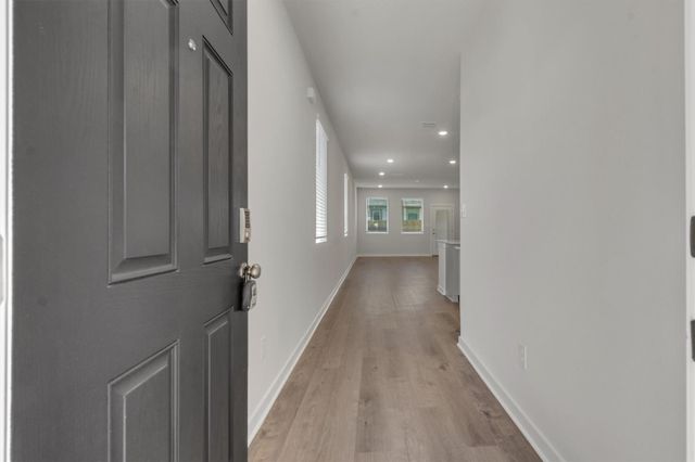 130 Hornet ST, Elgin, TX 78621