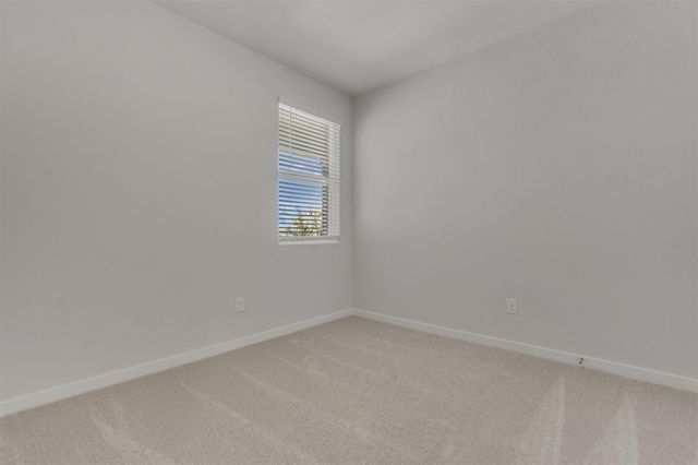 130 Hornet ST, Elgin, TX 78621