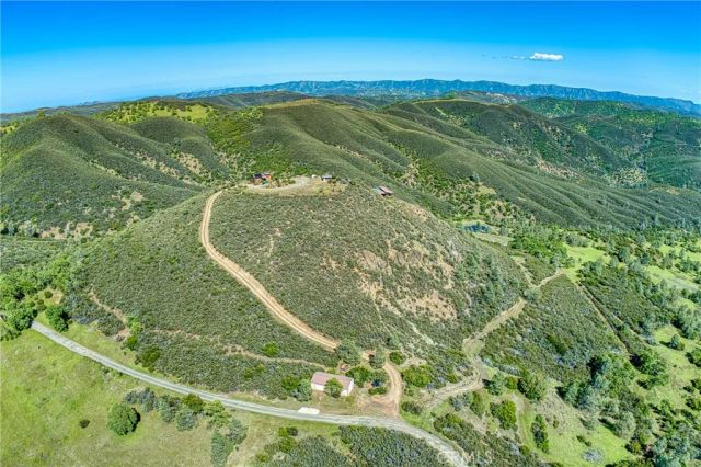 864 Watertrough Road, Clearlake Oaks, CA 95423