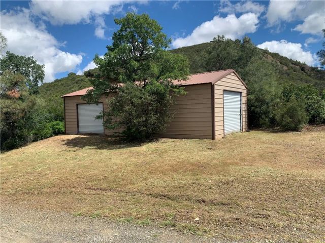 864 Watertrough Road, Clearlake Oaks, CA 95423